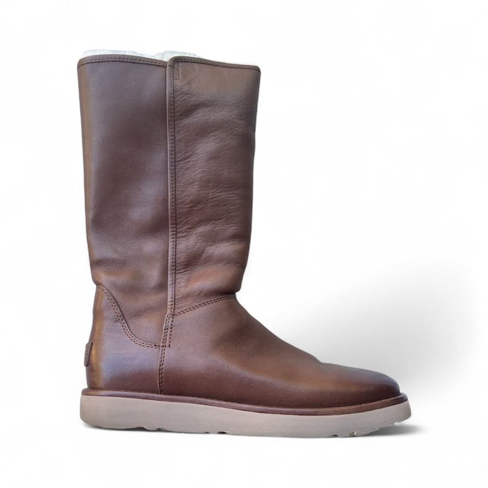 UGG Women's Abree II Leather Boots